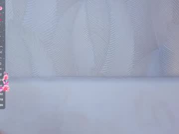 Foto porno Sex online cu mikaelataron pe KUR.ro