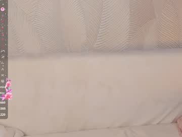Foto porno Sex online cu mikaelataron pe KUR.ro