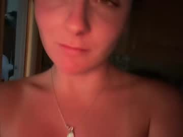 Foto porno millertime9021 ne arata tot la camera pe KUR.ro