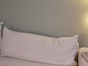Foto porno minimollyq vrea sex pe Chaturbate pe KUR.ro