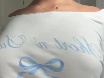 Foto porno missemelia7 vrea sex pe Chaturbate pe KUR.ro