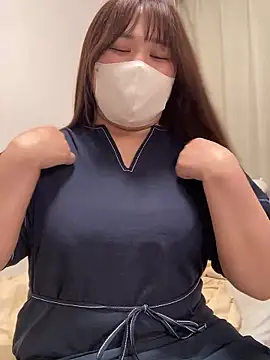 Foto porno mitarashi_awww ne arata tot la camera pe KUR.ro