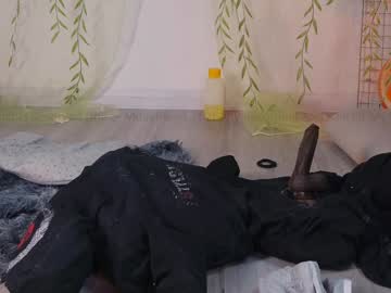 Foto porno Sex online cu mollyflwers pe KUR.ro