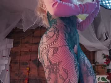 Foto porno Sex online cu mollyflwers pe KUR.ro