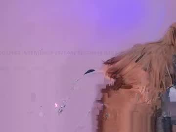 Foto porno Sex online cu mollyflwers pe KUR.ro
