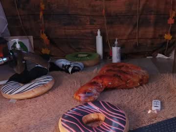 Foto porno Sex online cu mollyflwers pe KUR.ro