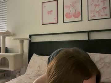 Foto porno Sex online cu mollyxxxmoon pe KUR.ro