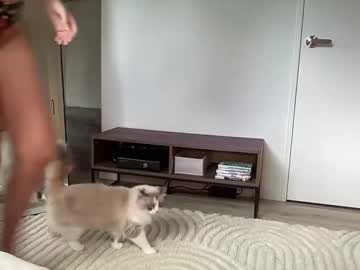 Foto porno Ganduri murdare cu mollyy2006 pe KUR.ro