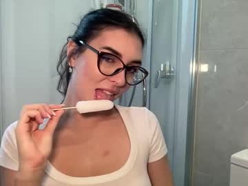 Foto erotica #1473437 pe KUR.ro