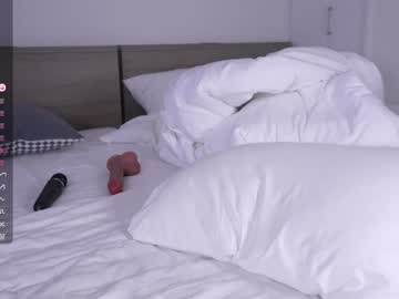 Foto porno Nebunii pe chat marca mon1_day pe KUR.ro