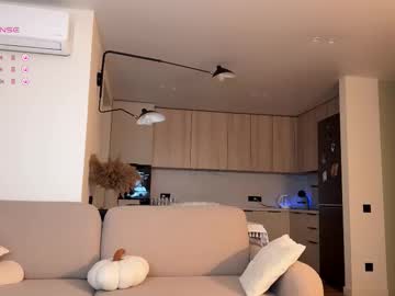 Foto porno Discutii intime cu monika_reed1 pe KUR.ro