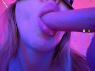 Foto porno Ganduri murdare cu moonelly pe KUR.ro