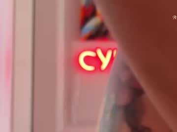 Foto porno Ganduri murdare cu moonelly pe KUR.ro
