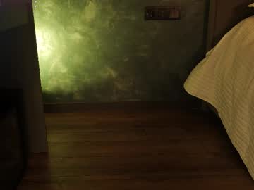 Foto porno Ganduri murdare cu moonelly pe KUR.ro