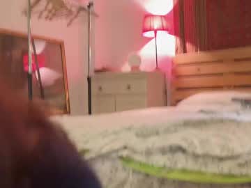 Foto porno moonfaced_ ne arata tot la camera pe KUR.ro