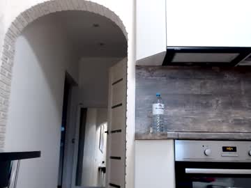 Foto porno Sex online cu mourrdale pe KUR.ro