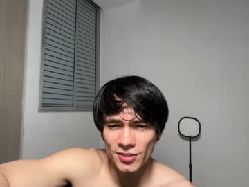 Foto porno mr_freed se dezbraca la web pe Chaturbate pe KUR.ro
