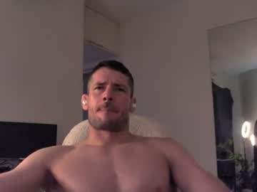 Foto porno Sex online cu mr_th0m pe KUR.ro