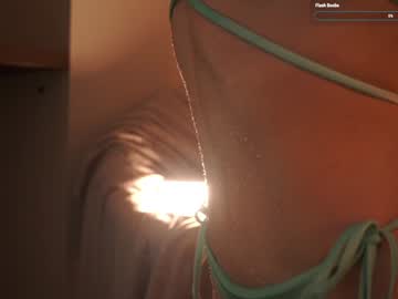 Foto porno Nebunii pe chat marca ms_seductive pe KUR.ro