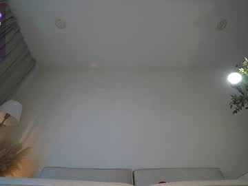 Foto porno Discutii intime cu myliss pe KUR.ro