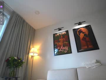 Foto porno Discutii intime cu myliss pe KUR.ro