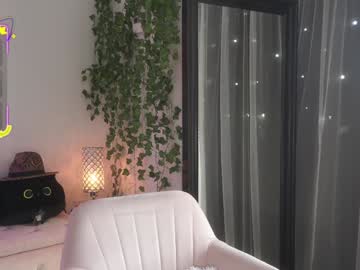 Foto porno Ganduri murdare cu mysticxkitty pe KUR.ro