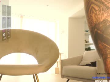 Foto porno n_o_v_a se dezbraca la web pe Chaturbate pe KUR.ro
