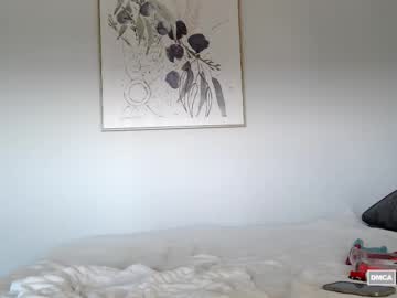 Foto porno Discutii intime cu naomirhoades pe KUR.ro
