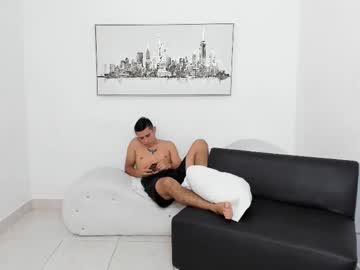 Foto erotica #1399800 pe KUR.ro