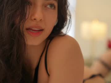 Foto porno Ce sexy este naughtysammx pe KUR.ro