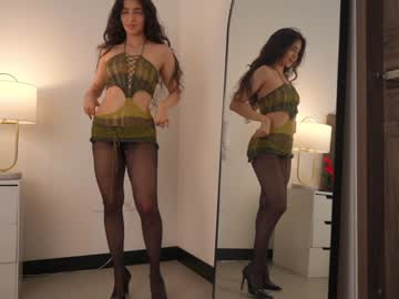 Foto porno Ce sexy este naughtysammx pe KUR.ro