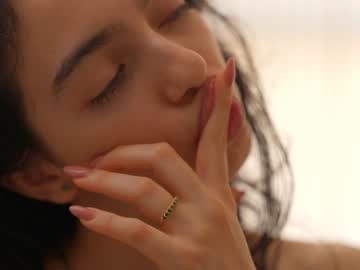 Foto porno Ce sexy este naughtysammx pe KUR.ro