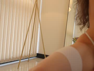 Foto porno Ganduri murdare cu naughtysammx pe KUR.ro