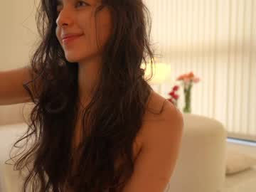 Foto porno Ganduri murdare cu naughtysammx pe KUR.ro