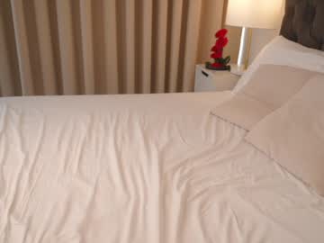 Foto porno Ce sexy este naughtysammx pe KUR.ro