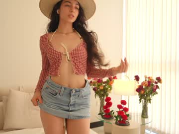 Foto porno Ce sexy este naughtysammx pe KUR.ro