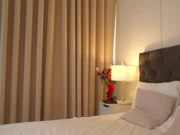 Foto porno Ce sexy este naughtysammx pe KUR.ro