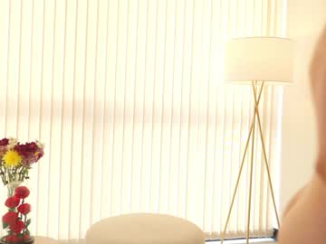 Foto porno Ganduri murdare cu naughtysammx pe KUR.ro
