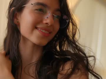 Foto porno Ce sexy este naughtysammx pe KUR.ro