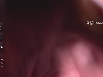 Foto porno Discutii intime cu nicdani_1 pe KUR.ro