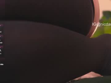 Foto porno Discutii intime cu nicdani_1 pe KUR.ro