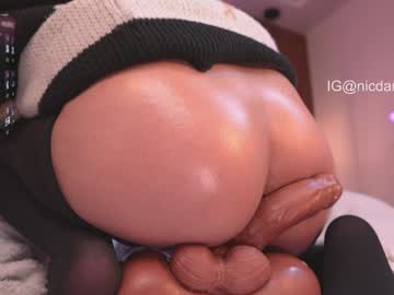 Foto porno Discutii intime cu nicdani_1 pe KUR.ro