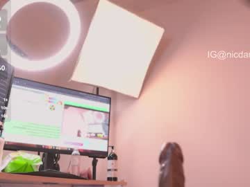 Foto porno Discutii intime cu nicdani_1 pe KUR.ro