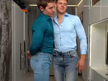 Foto porno Ce sexy este nick_howlenxx pe KUR.ro