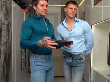 Foto porno Ce sexy este nick_howlenxx pe KUR.ro