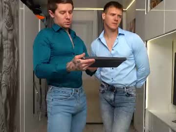 Foto porno Ce sexy este nick_howlenxx pe KUR.ro