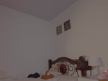 Foto porno Discutii intime cu nicolle_mitchelle pe KUR.ro