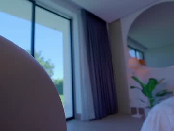 Foto porno Discutii intime cu nicolle_mitchelle pe KUR.ro