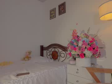 Foto porno Discutii intime cu nicolle_mitchelle pe KUR.ro