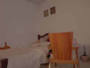 Foto porno Discutii intime cu nicolle_mitchelle pe KUR.ro